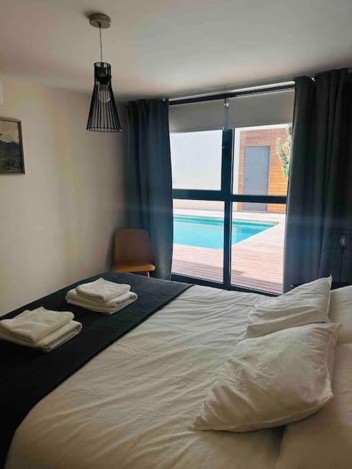 Apartamento Guadalquivir Sewilla Zewnętrze zdjęcie